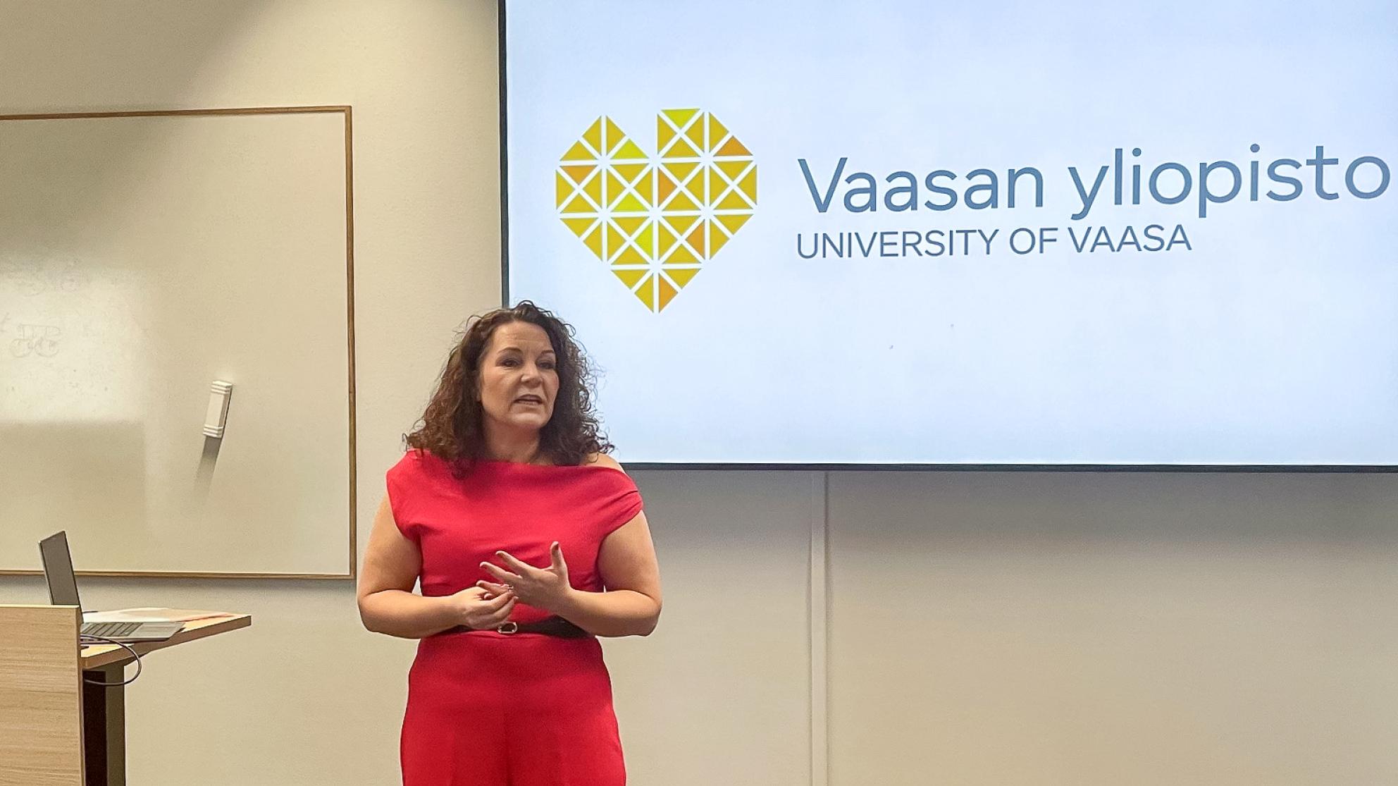 Anna Häggblom, Aveo