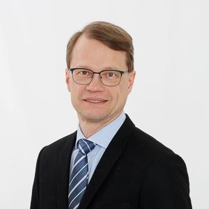 Vararehtori Mika Grundström 300 x 300 web