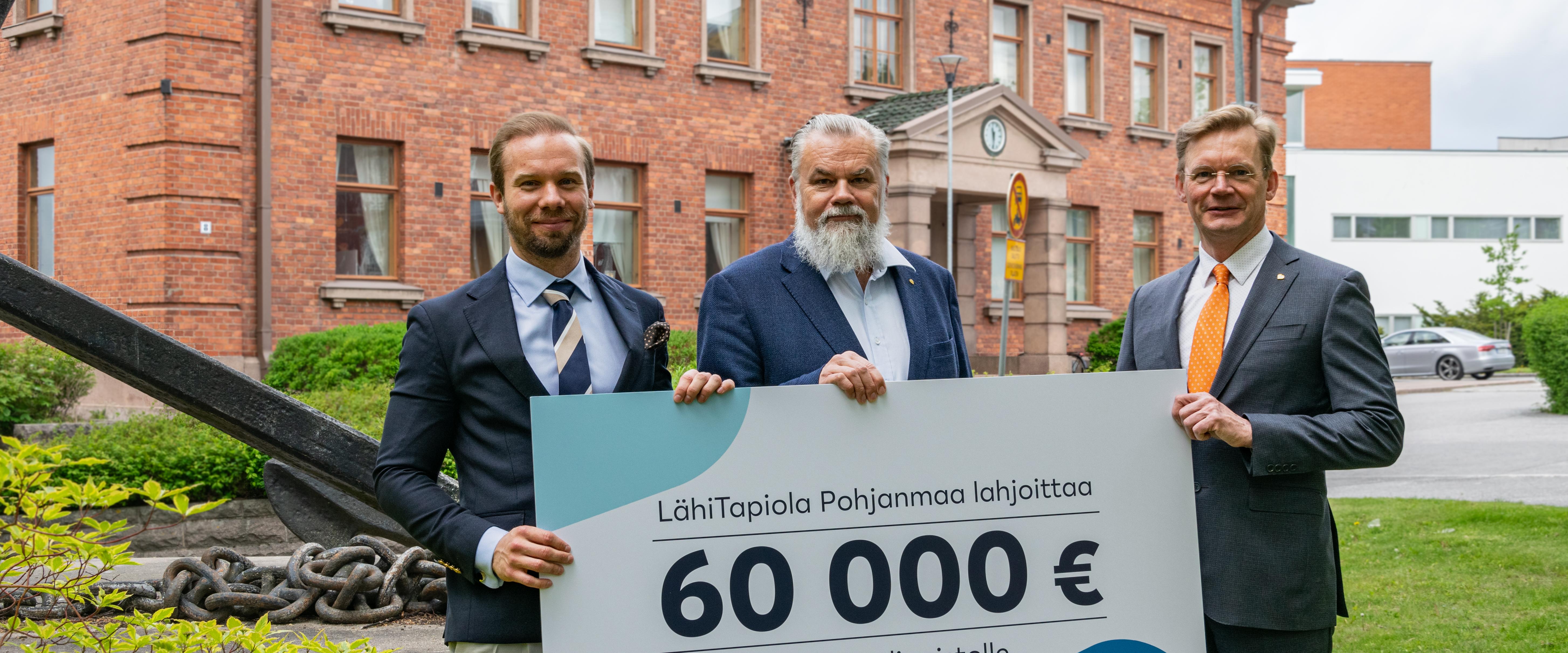 Vaasan Yliopistolle 60 000 Euron Lahjoitus LähiTapiola Pohjanmaalta ...